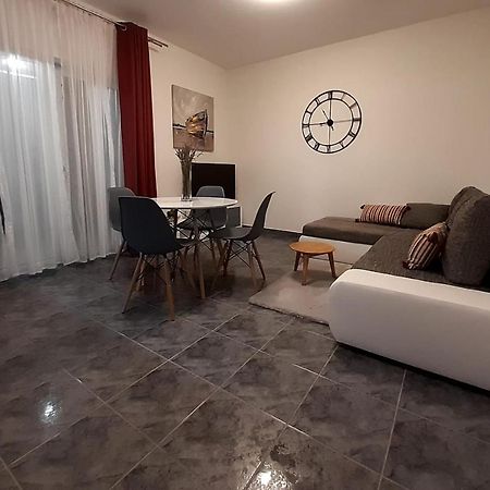 Solis Adriaticum Apartments Ясенице Екстериор снимка