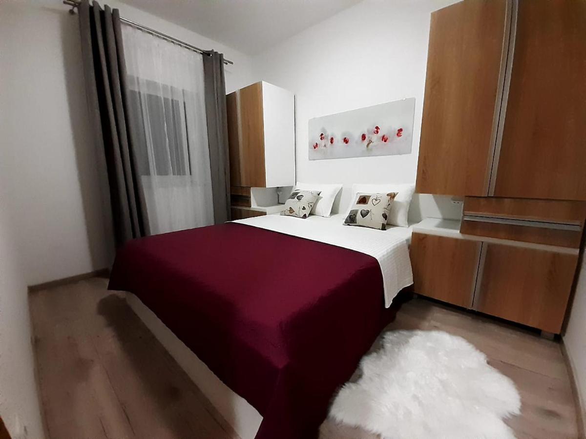 Solis Adriaticum Apartments Ясенице Екстериор снимка