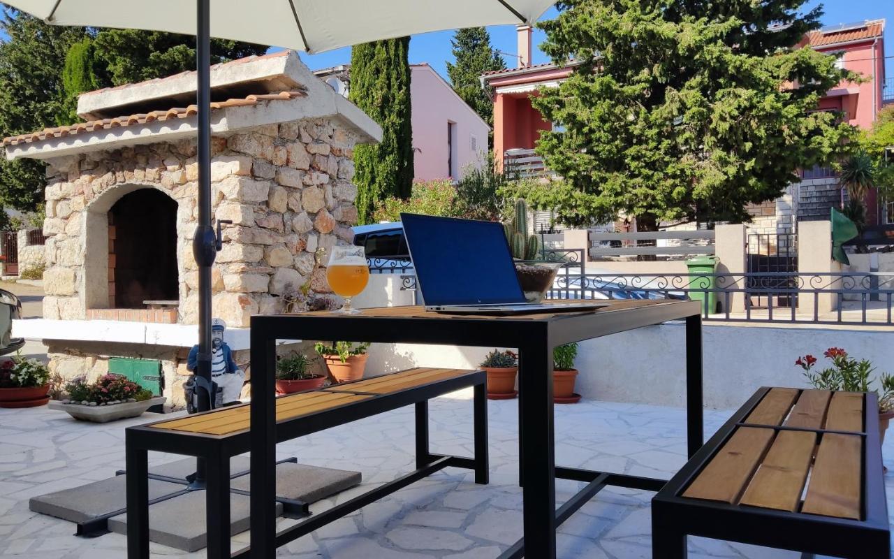 Solis Adriaticum Apartments Ясенице Екстериор снимка
