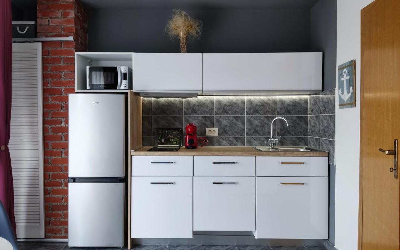 Solis Adriaticum Apartments Ясенице Екстериор снимка